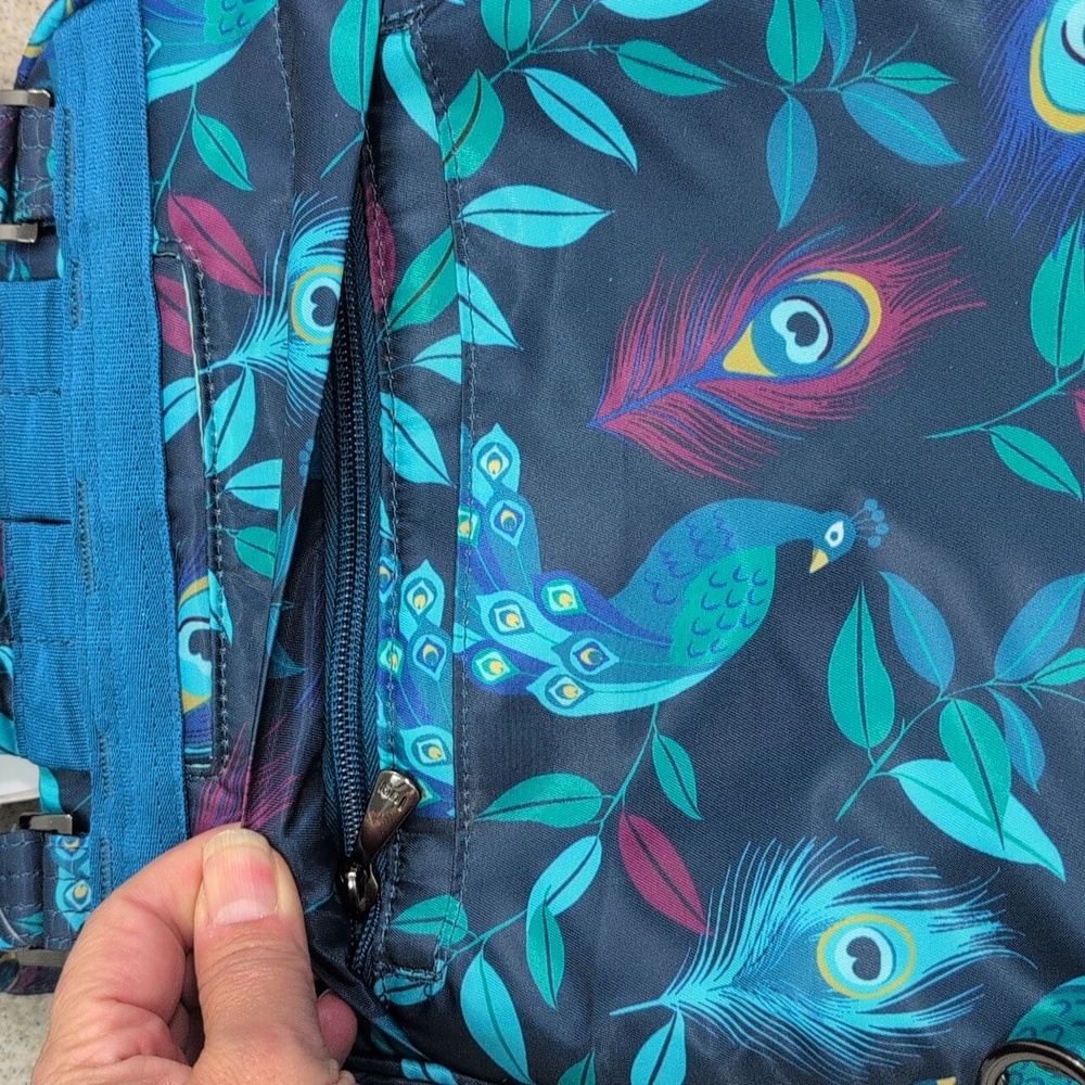 Lug Mini Puddle Jumper convertible Crossbody/Tote/Backpack. Peacock Teal - Picture 5 of 12